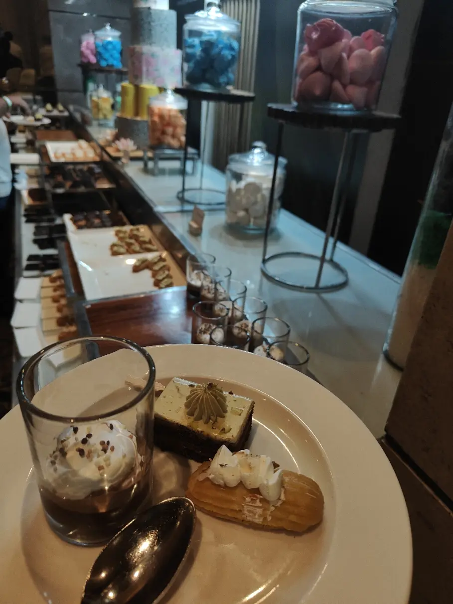pastries-with-dish